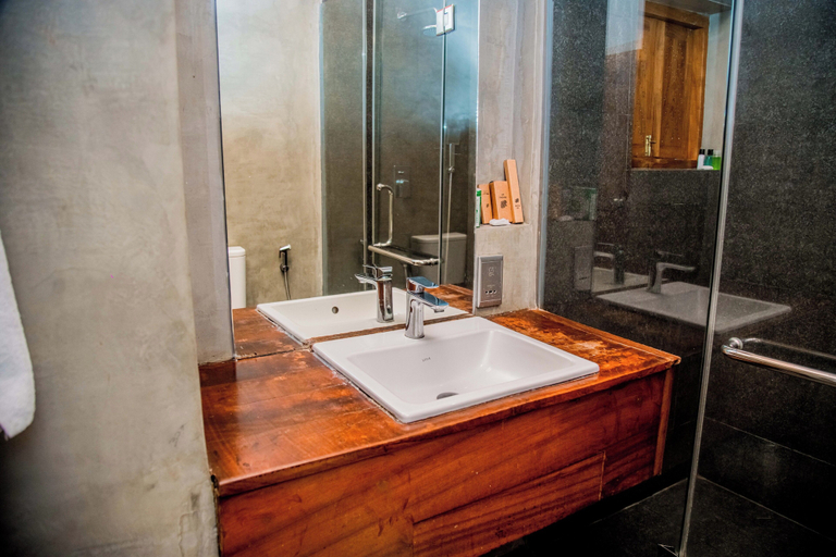 Bathroom 4, Lavendish Lake Giritale - Former Giritale Hotel, Hingurakgoda
