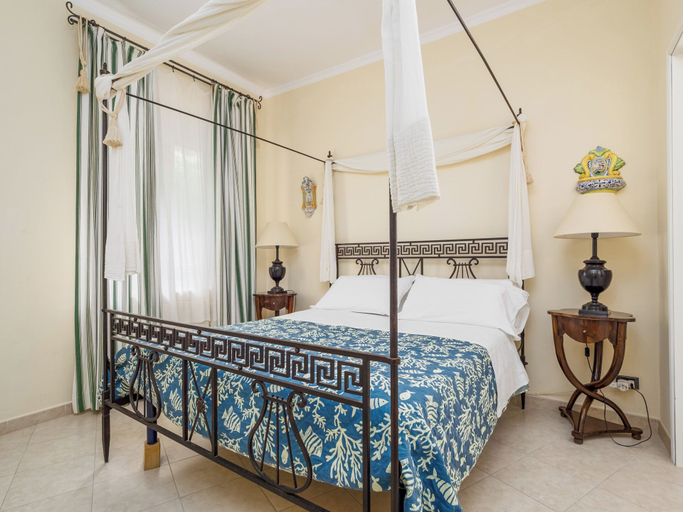Room 3, Positano Elegant Terrace, Salerno