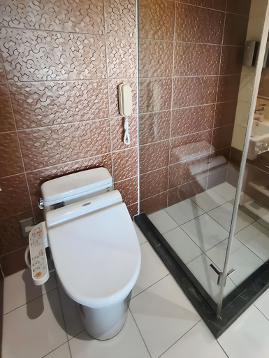 Bathroom 5, Yundeng Group, Chiayi County