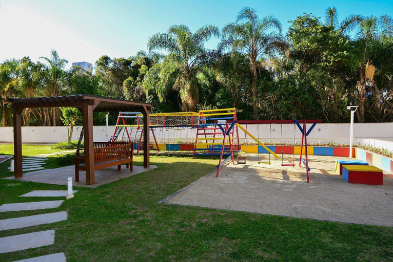Children's area, Boulevard Praia de Palmas a 400m do Mar, Governador Celso Ramos