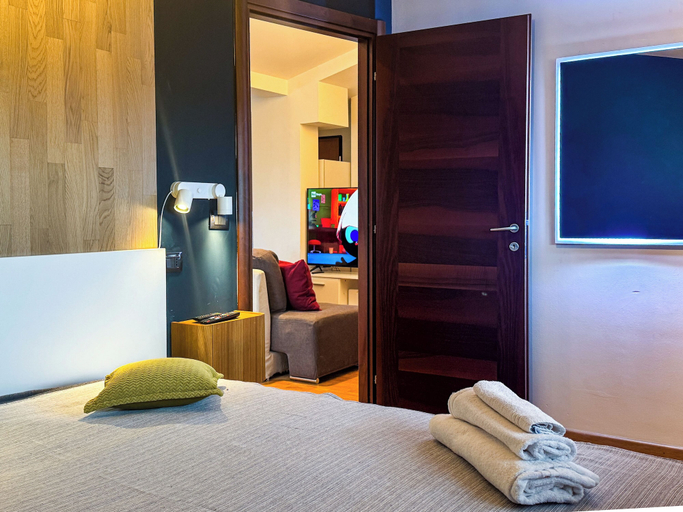 Room 4, SUITE14, L'Aquila