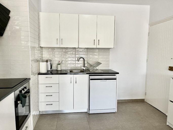 5, STAY Ease Apartment