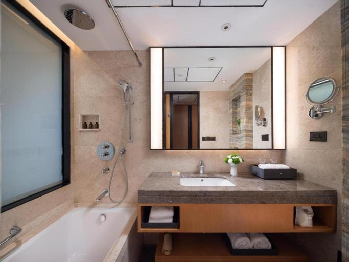 Bathroom 5, Horizon Hotel, Kunming