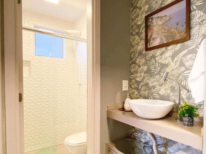 Bathroom 4, Resid. Clube Mar Grosso-Laguna - LAG208, Laguna