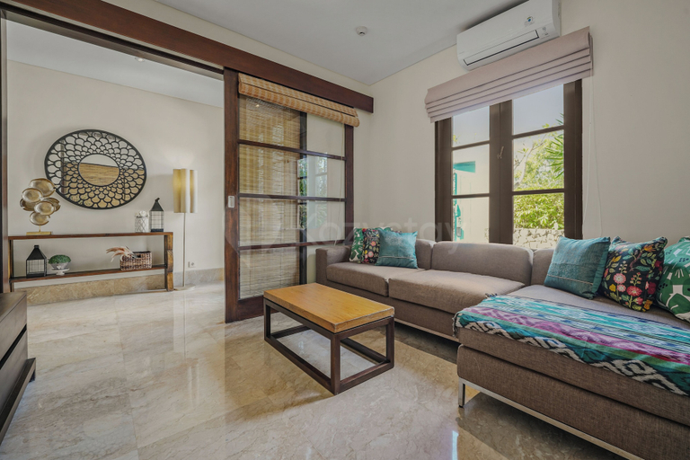 In-room business center 2, Mahija Villa by Kozystay - Ungasan, Badung