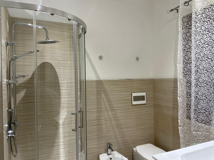 Bathroom 5, Arricriati near Ortigia by Wonderful Italy, Syracuse