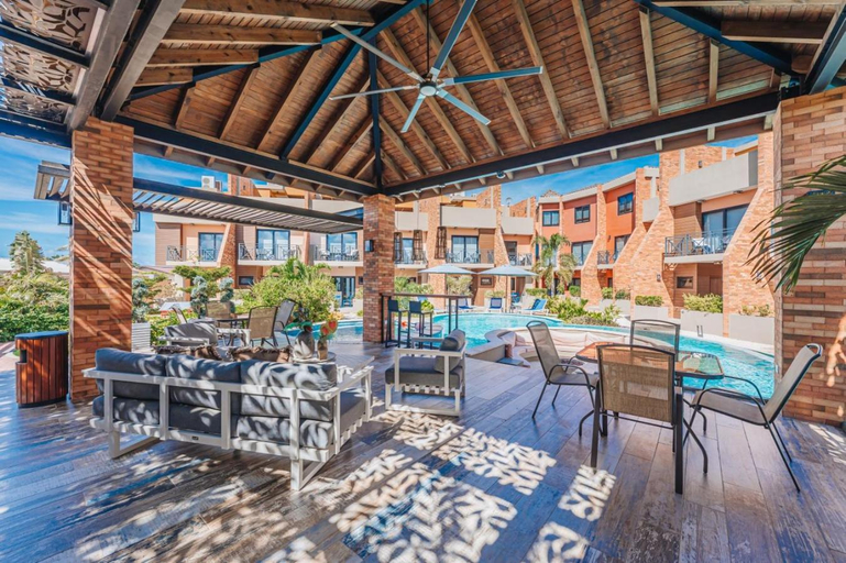 Food & Drinks 3, Bocobay Porta al Sole - Luxury Houses 5 min Walk to Ritz and Palm Beach