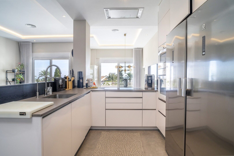 Interior 3, Rg133 - Spacious 3 bed Apartment in Prime Location, Málaga