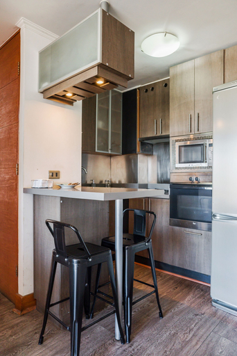 Private kitchen, Cozy Getaway Oasis 2BR in Las Condes, Santiago
