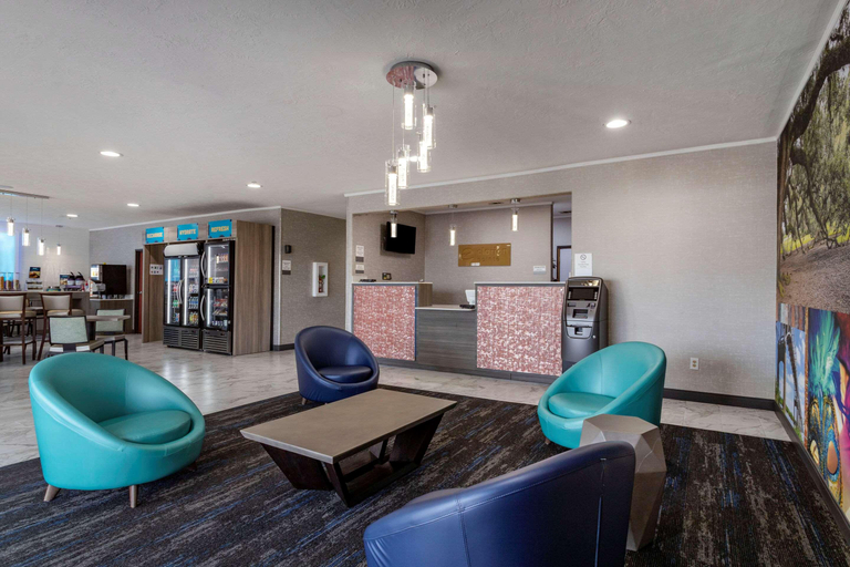 Public Area 2, Clarion Pointe Sulphur - Lake Charles, Calcasieu
