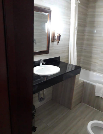 Bathroom 4, Brus View Suites, Eti-Osa
