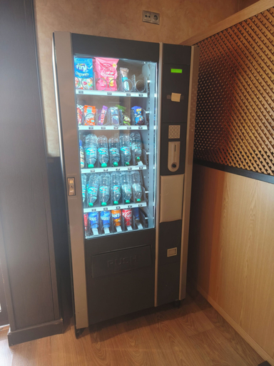 Food & Drinks 5, Hostal Avenida Barajas, Madrid
