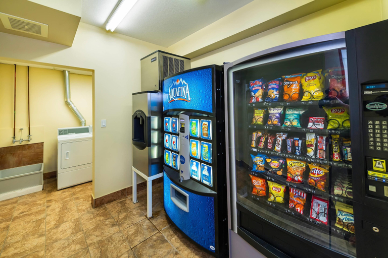 Food & Drinks 5, Comfort Inn & Suites Edson - Yellowhead Highway, Division No. 14