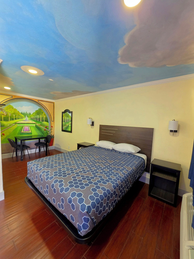 Bedroom 4, City Center Motel, Riverside