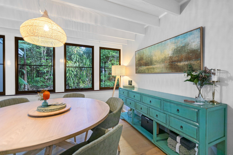 Room 4, Retreat - Rainforest Pool Firepit, Mareeba