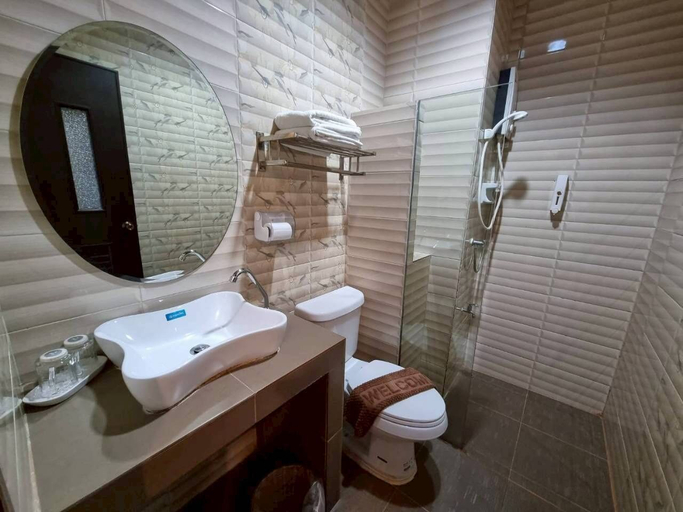 Bathroom 3, Kireeya Villa, Muang Phetchaburi