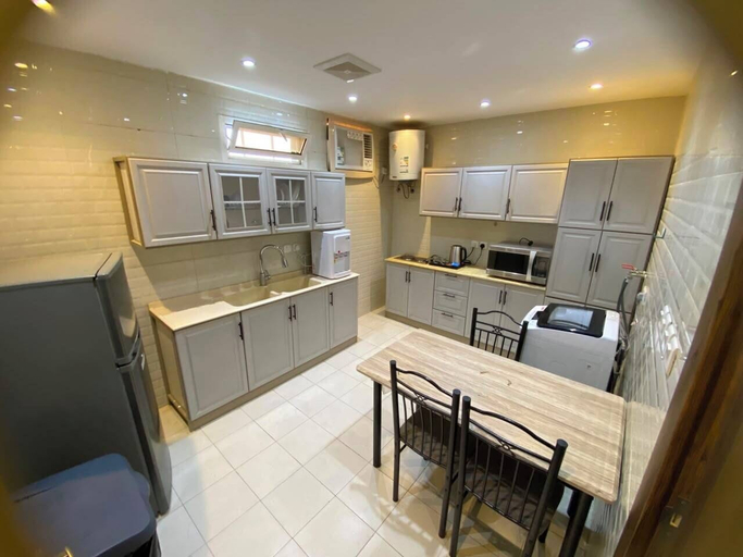 Private kitchen 2, 3 Bed Room Family Apt Baqdu District-A2, Al Madinah Al Munawwarah