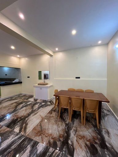 Dining 5, Joe Homestay, Dindigul