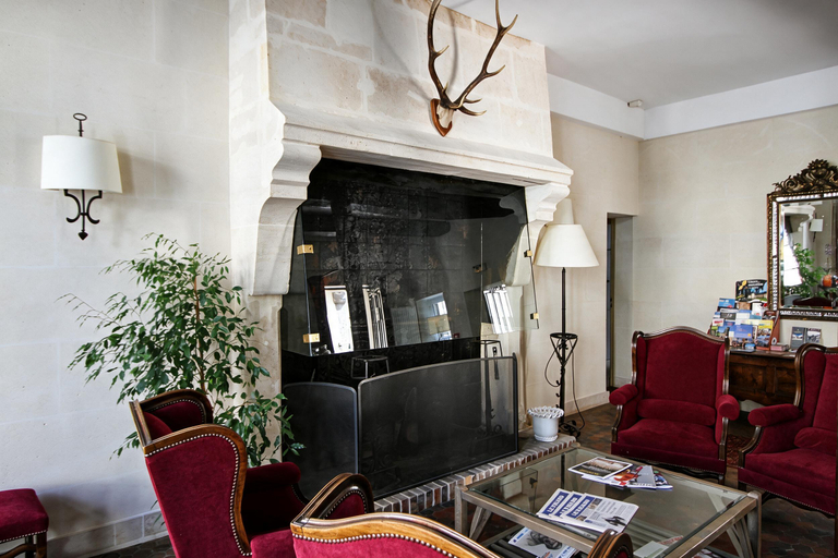 Public Area, Hotel Le Regent, Aisne