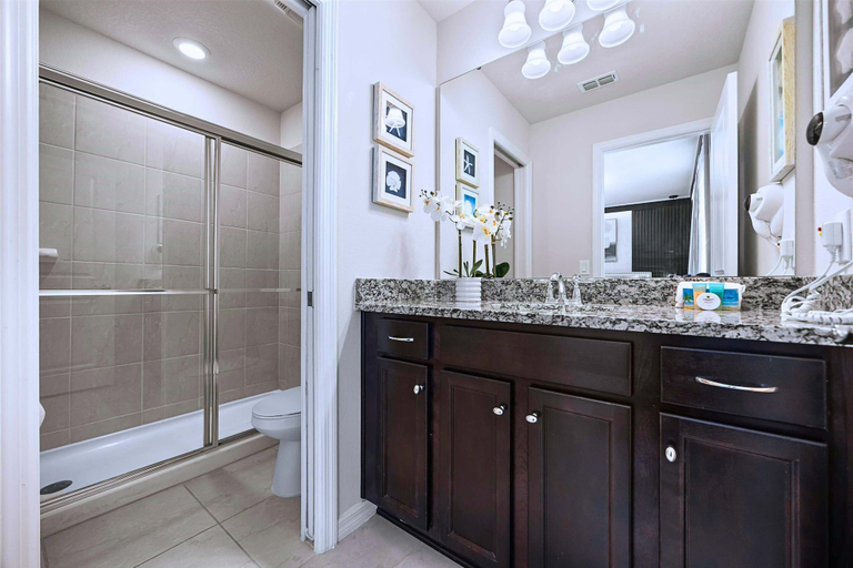 Interior 5, Upstay Villa w Theater, Game Room, Pool+hot Tub, Polk