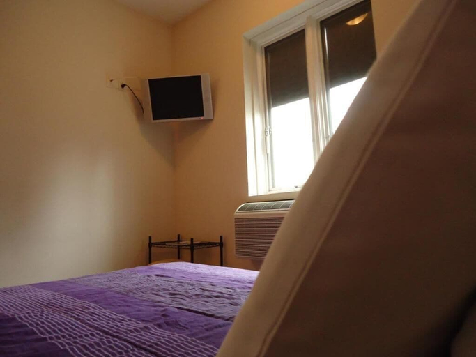 Room 3, Queen West Jazz Stay, Toronto