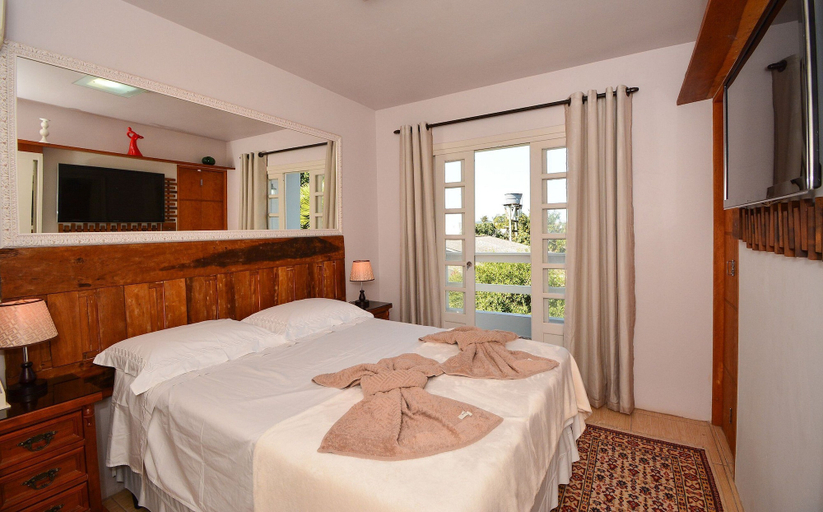 Room 2, Ampla Casa com Piscina Ponta do Papagaio, Palhoça