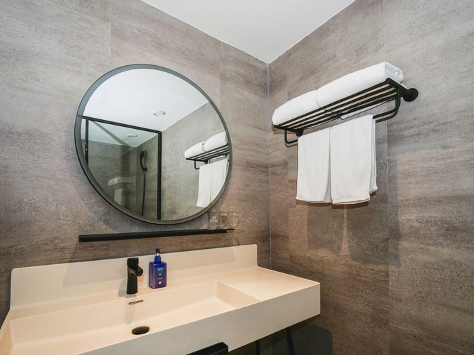 Bathroom 3, Hanting Hotel Tianjin Railway Station North Square, Tianjin