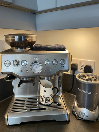 Coffee and/or coffee maker, Coach House Sleeps 2 - Courtyard & Parking, Hampshire