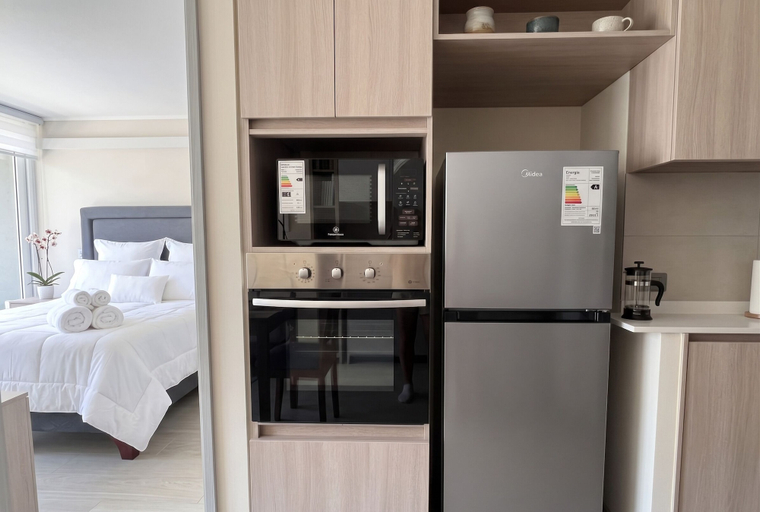 Private kitchen 5, Santiago Metro Sta Lucia - Domus Travels, Cordillera