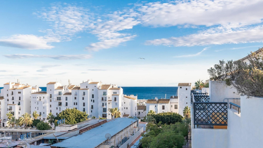 Room 5, Luxury Penthouse Mountain SEA Views Puerto Banus, Málaga