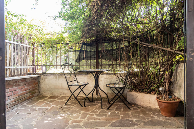 Others 5, Aurelia Vatican Home, Rome