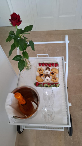 Food & Drinks 5, Sea Suites, Lecce