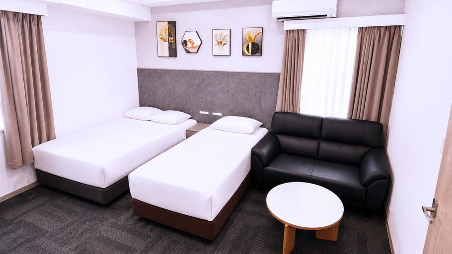 Bedroom 2, Hotel Arashi Shinsaibashi No002, Osaka