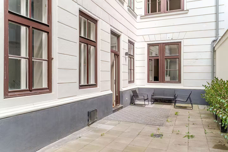 Exterior & Views 2, Abieshomes Serviced Apartments - Votivpark, Wien