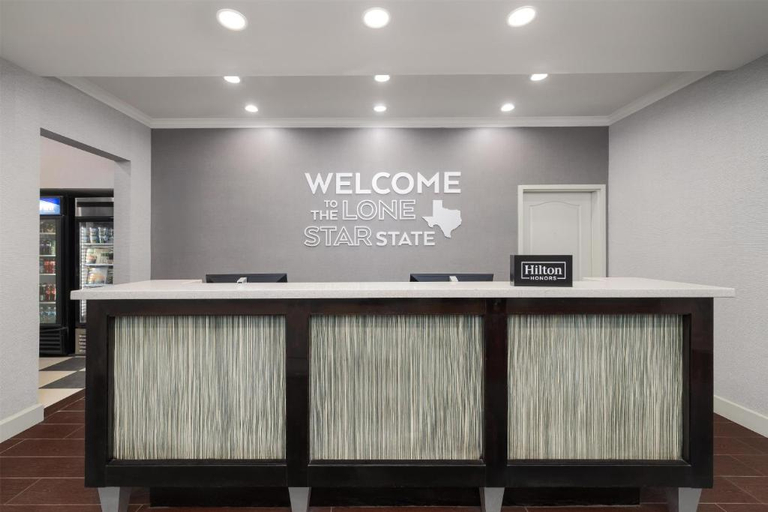 Public Area 2, Hampton Inn Pleasanton, Atascosa