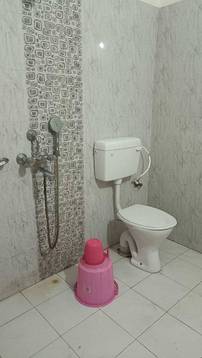 Bathroom 5, Sri Badrinath Nivas, Puri