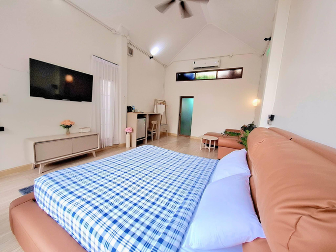 Bedroom 2, The Bangsaen Pool Villa, Muang Chon Buri