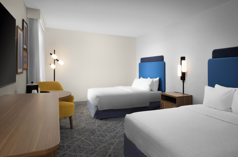 Bedroom 3, Hampton Inn Terre Haute, Vigo
