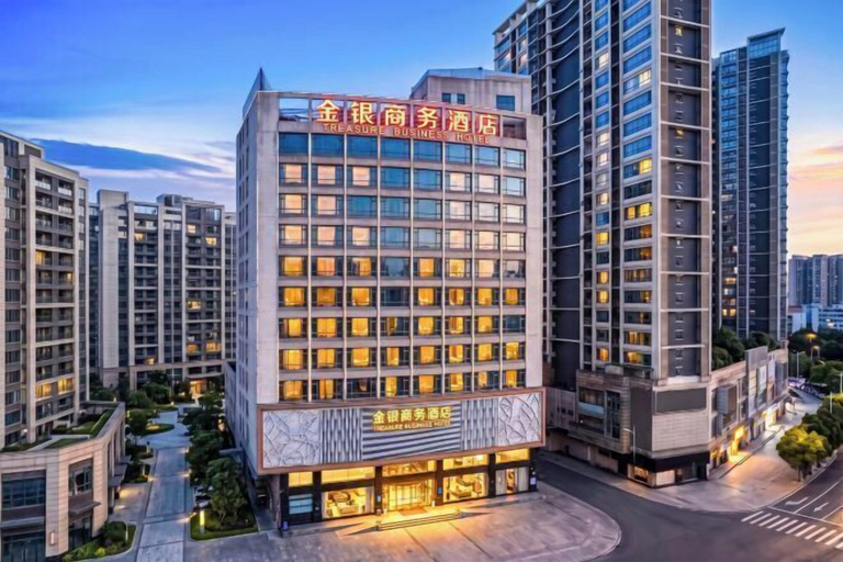 Exterior & Views 2, Gold and Silver Business Hotel Huaiji, Zhaoqing