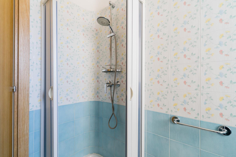 Bathroom 3, Residence La Perla, Lecce