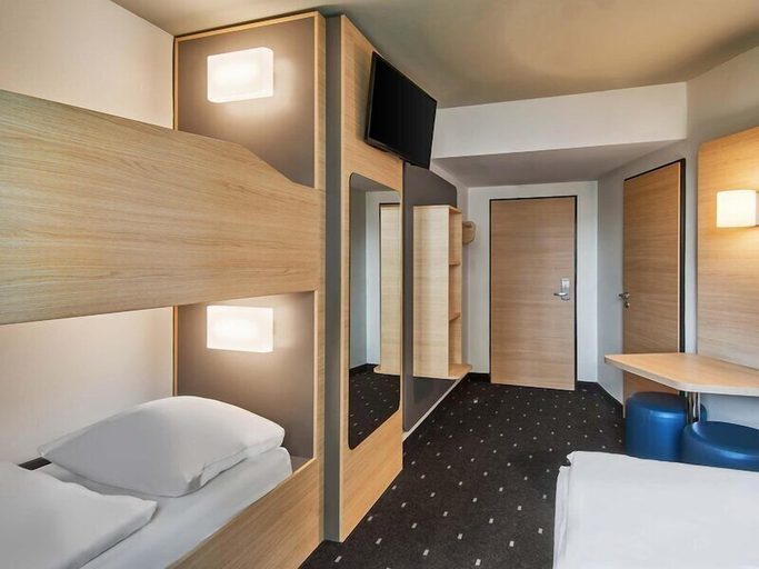 Bedroom 4, B&B HOTEL Frankfurt-West, Frankfurt am Main