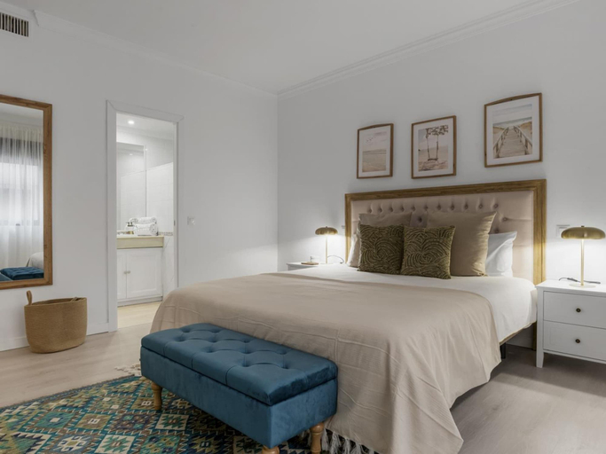 Room 2, 02 bdr C diz 208 in Puerto Ban s - Marbella, Málaga