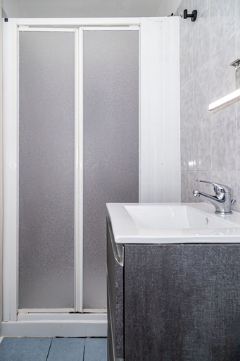 Bathroom 3, Aurelia Vatican Home, Rome