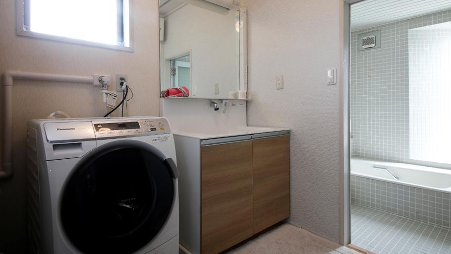 Bathroom 3, Biwako Resort Shirahamaso, Takashima