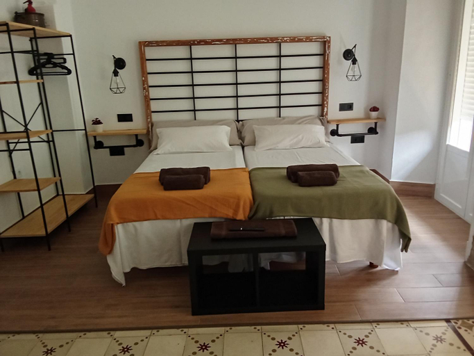 Bedroom 3, B&B Carmelina & Frasquito, Málaga