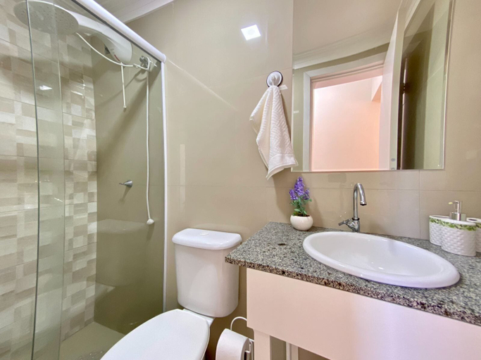 Bathroom 4, Resid. Clube Mar Grosso-Laguna - LAG605, Laguna