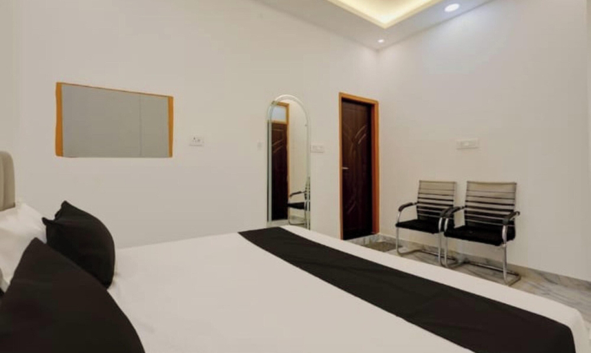 Room 5, Hotel Wind Delicate, Lucknow