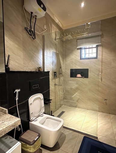 Bathroom 3, Purple Crown Hotel, Ikeja