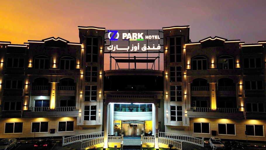 Exterior 2, Oz Park Hotel