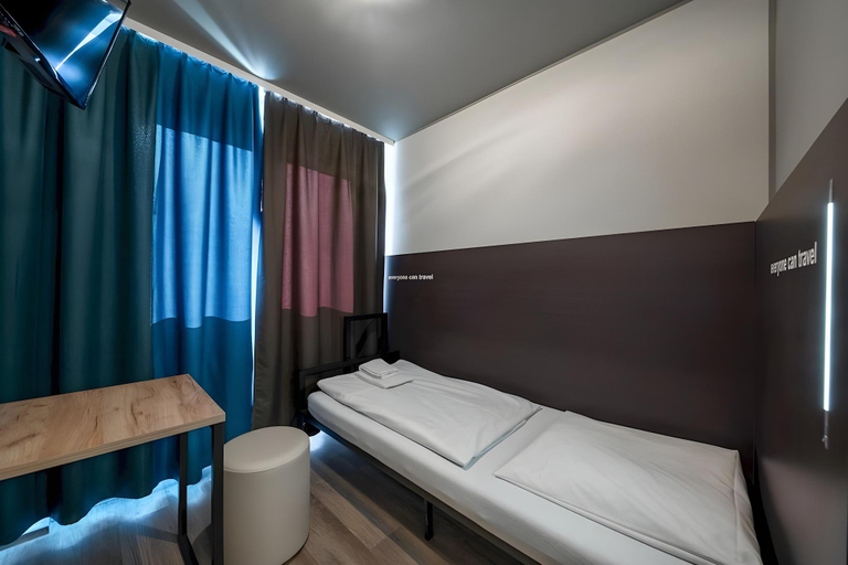 Bedroom 4, a&o Munich Hauptbahnhof, München